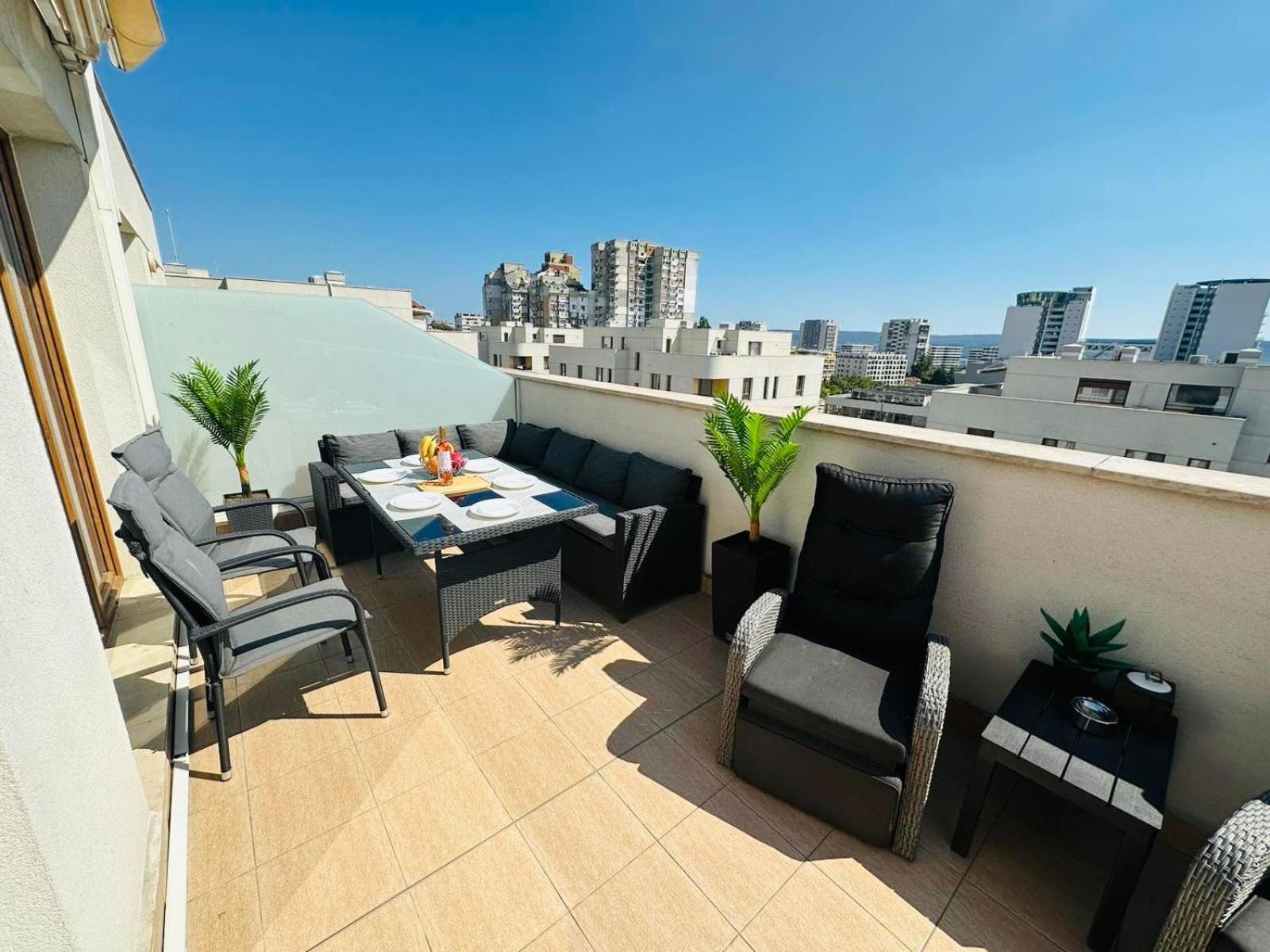 Daire Spacious Prestige Penthouse